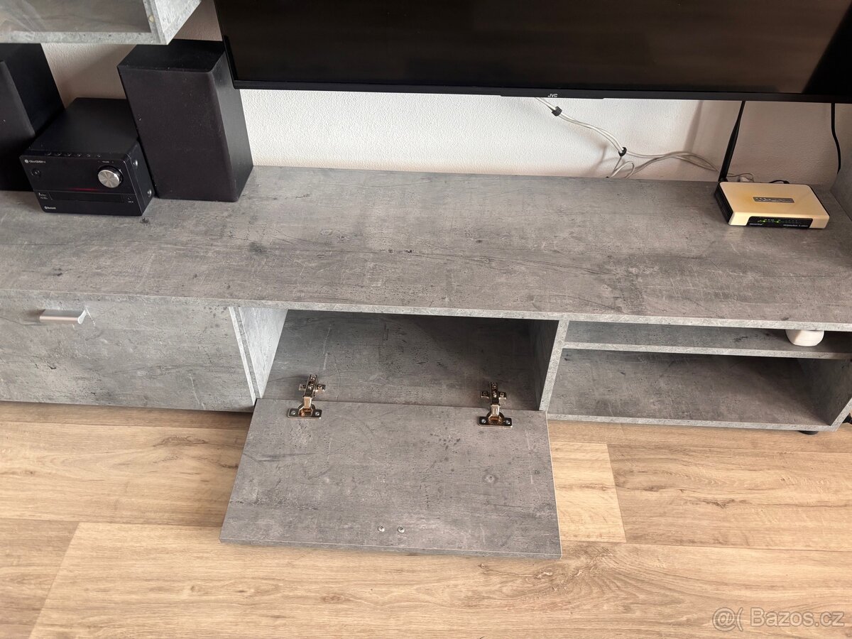 Obývací stěna + lampa - 7