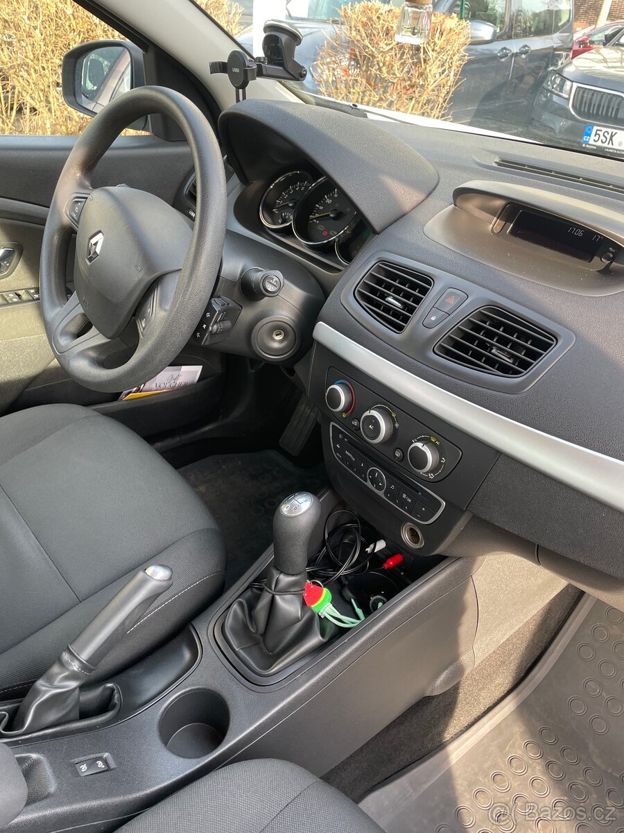 Renault Fluence druhý majitel 80t km. - 7