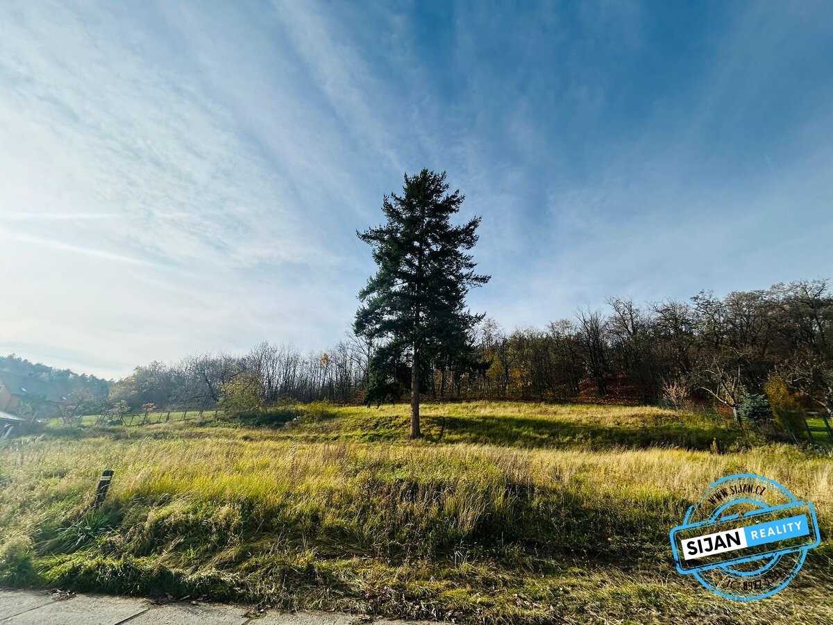 Prodej stavebního pozemku 1 306 m², Krnov, ev.č. 00631 - 7