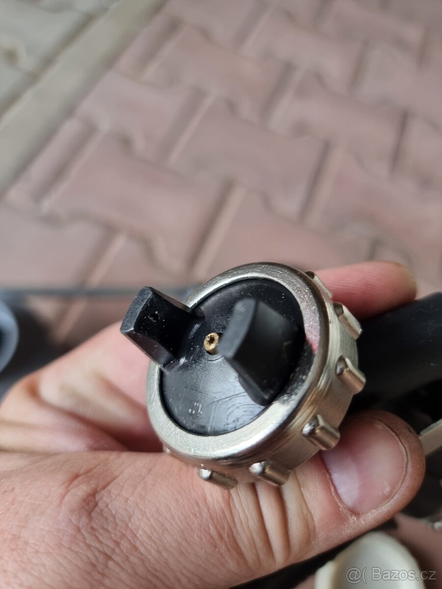 Strikaci pistole sada - 7