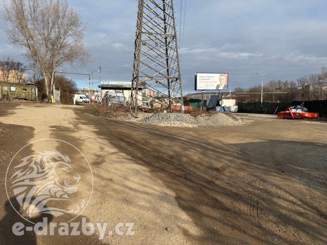 Dražba 3 pozemků o 4416 m2 v městské části Brno-Líšeň, okr. - 7