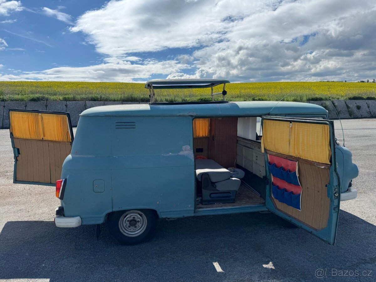 Barkas B1000, 1963 – prvotyp, obytná vestavba - 7