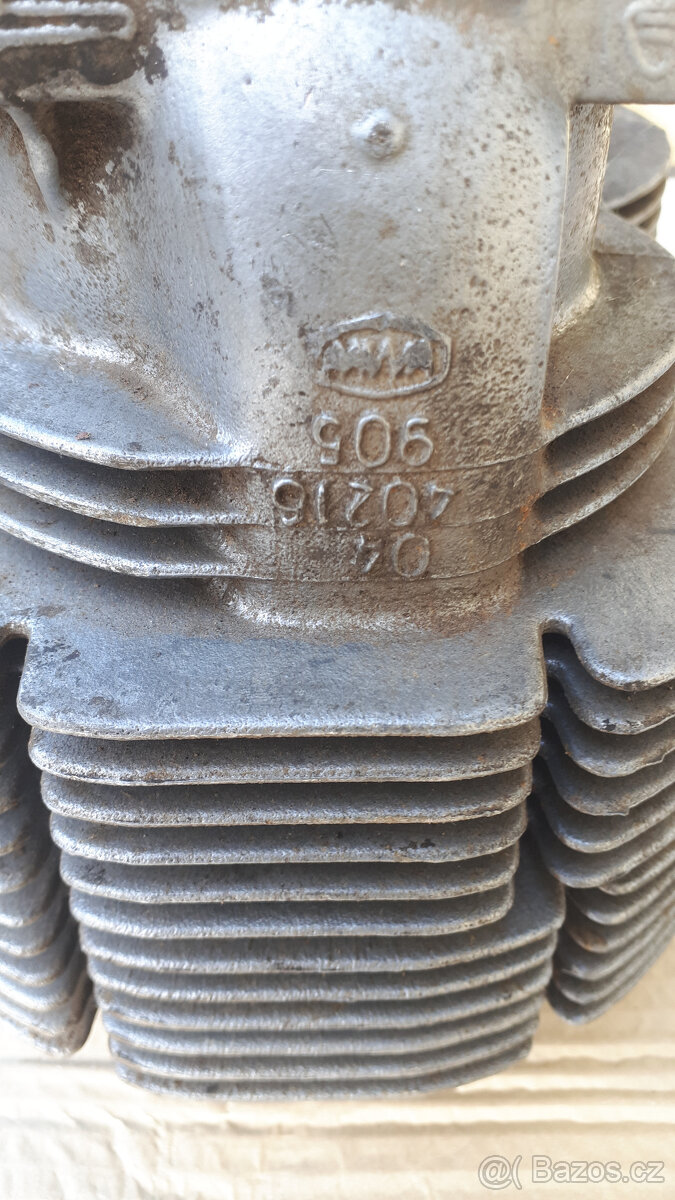 Trabant 601 - válce a písty - 7