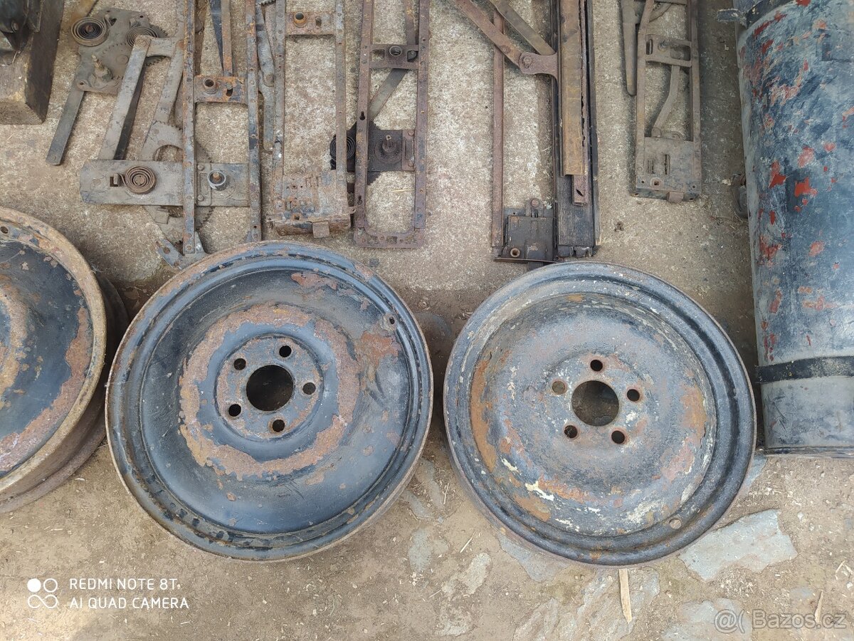 Díly na předválečné Mercedesy - 7