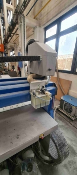 Použité portálové nestingové 3-osé CNC centrum - 7