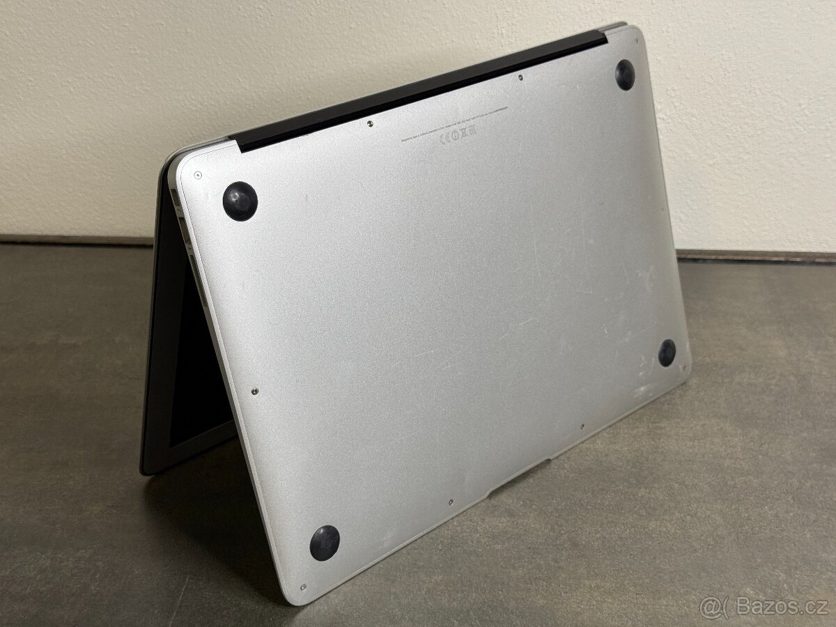 MacBook Air 13" 2014 / i5 / 4GB RAM / 128GB SSD - DPH - 7