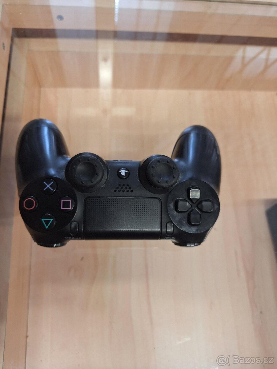 Sony PlayStation 4 Pro 1TB - 7