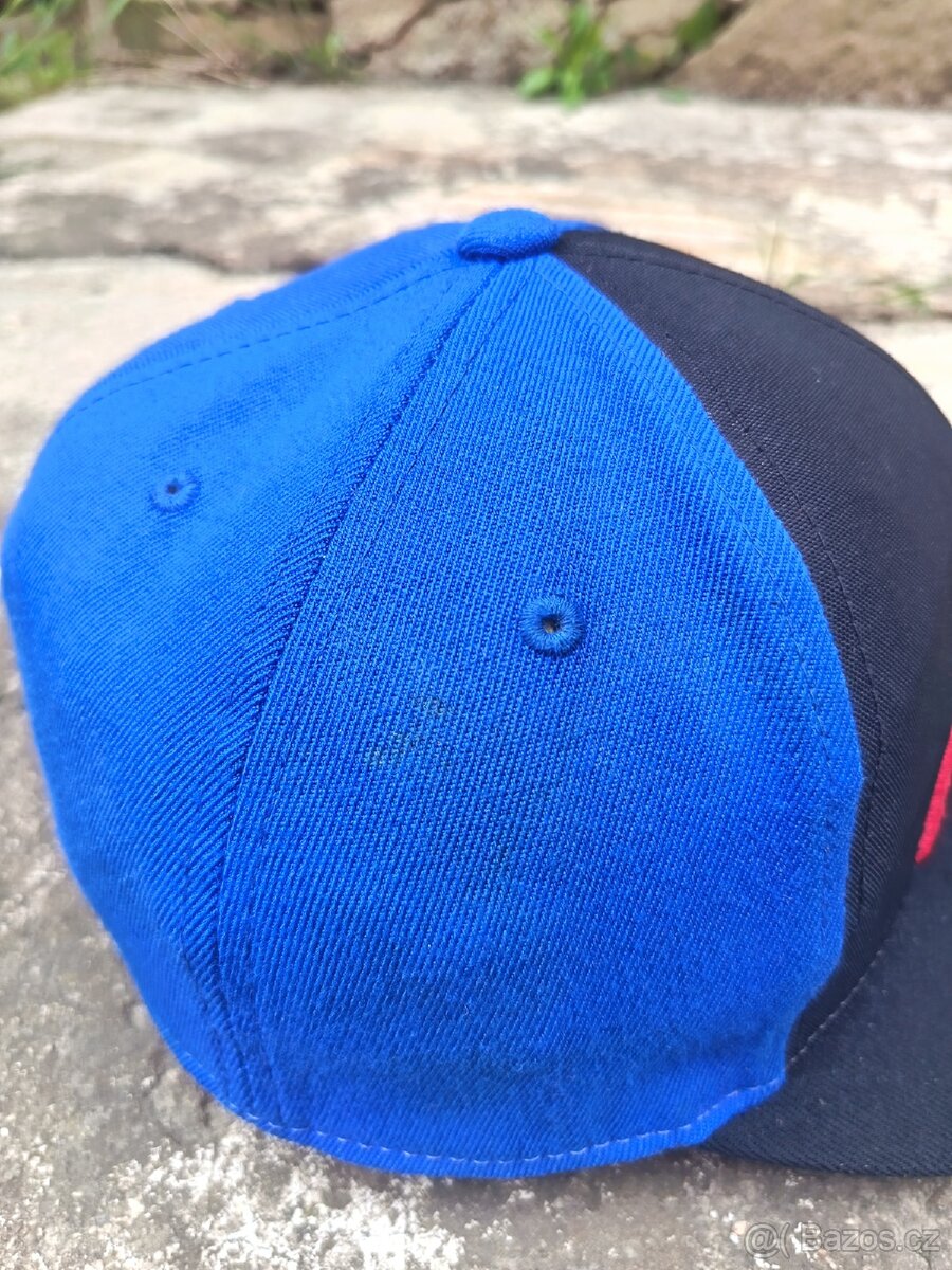 FOX Menzell 210 Fitted - 7