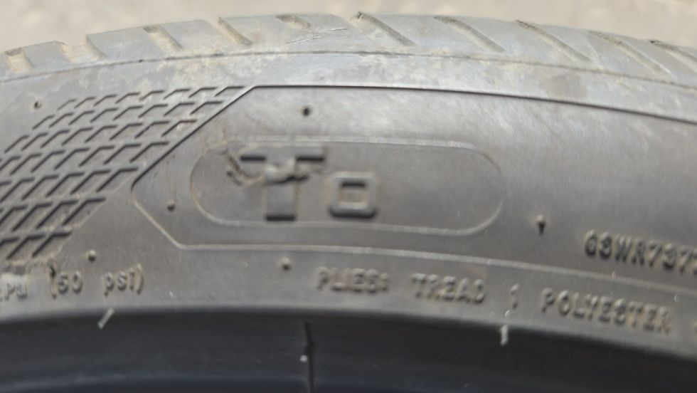 Letní pneu 255/40/20 Good Year - 7