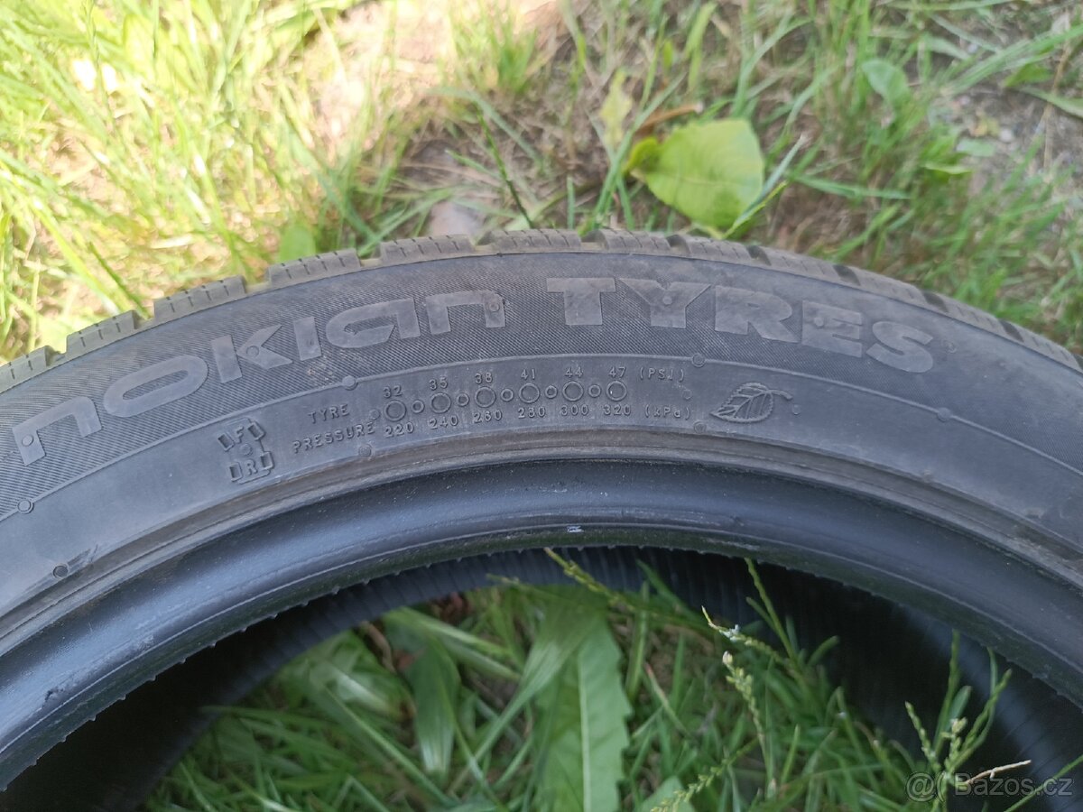 Zimní pneu Nokian 225/45/17 - 7