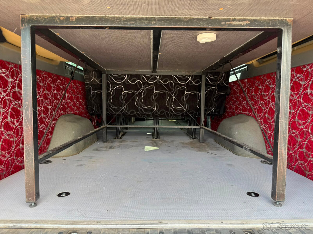 Mercedes-Benz Sprinter - 7