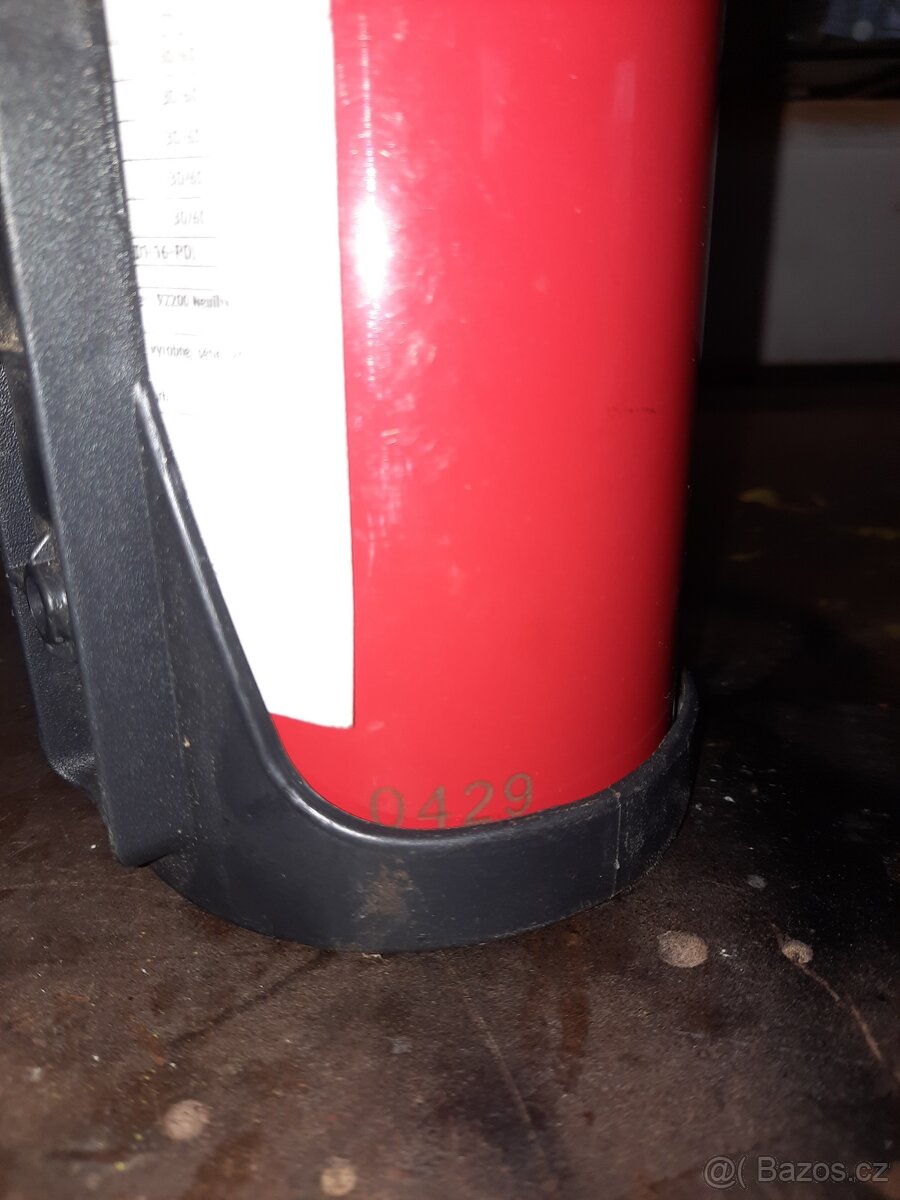 Železný pozinkovaný regál 150 x 75 x 30 cm,4 x kg,nový - 7