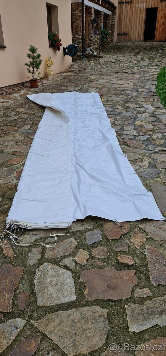 Bílá plachta PVC 650g/m2 se sníženou hořlavostí - 7