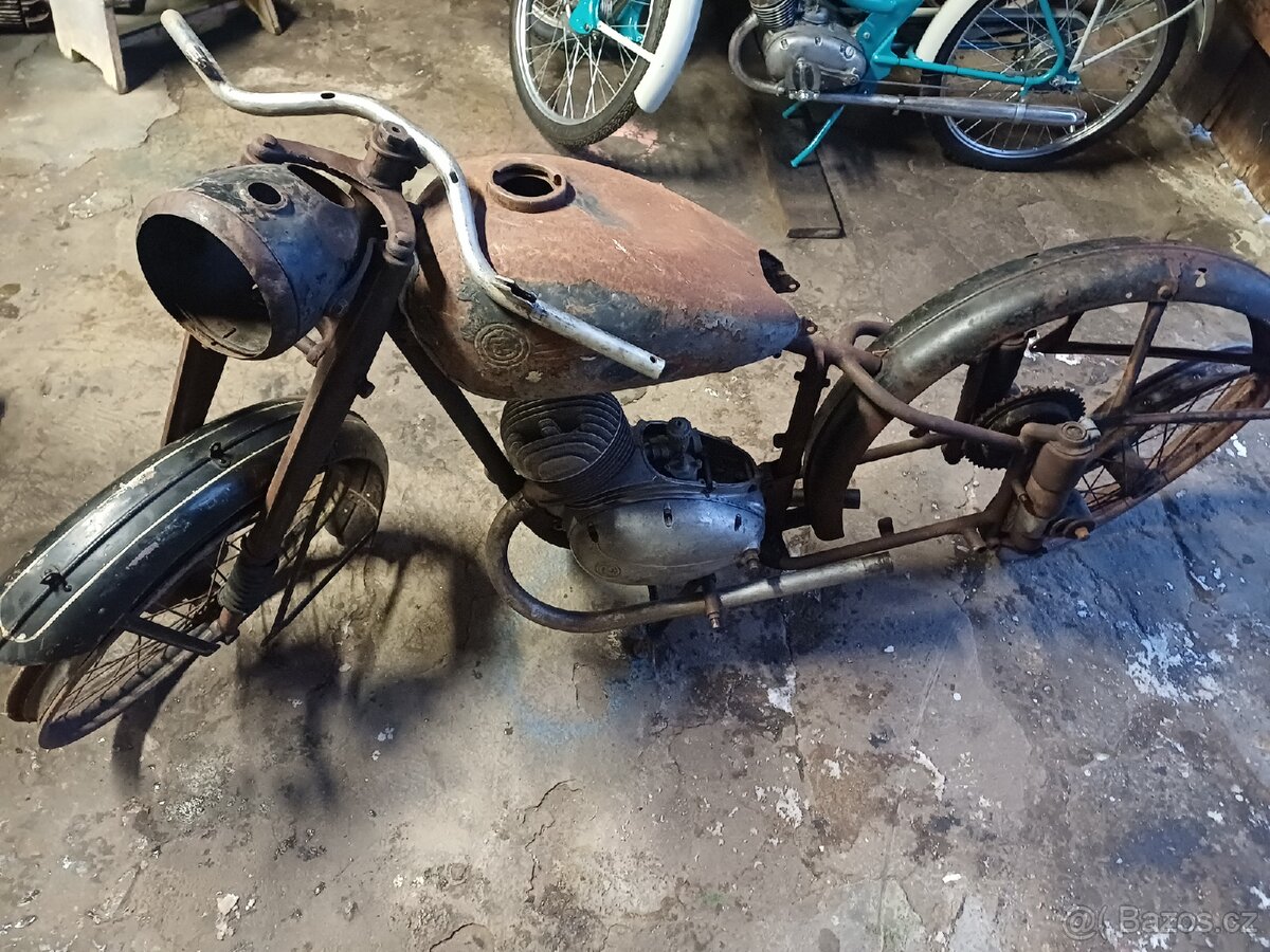 Prodám ČZ 150c - 7