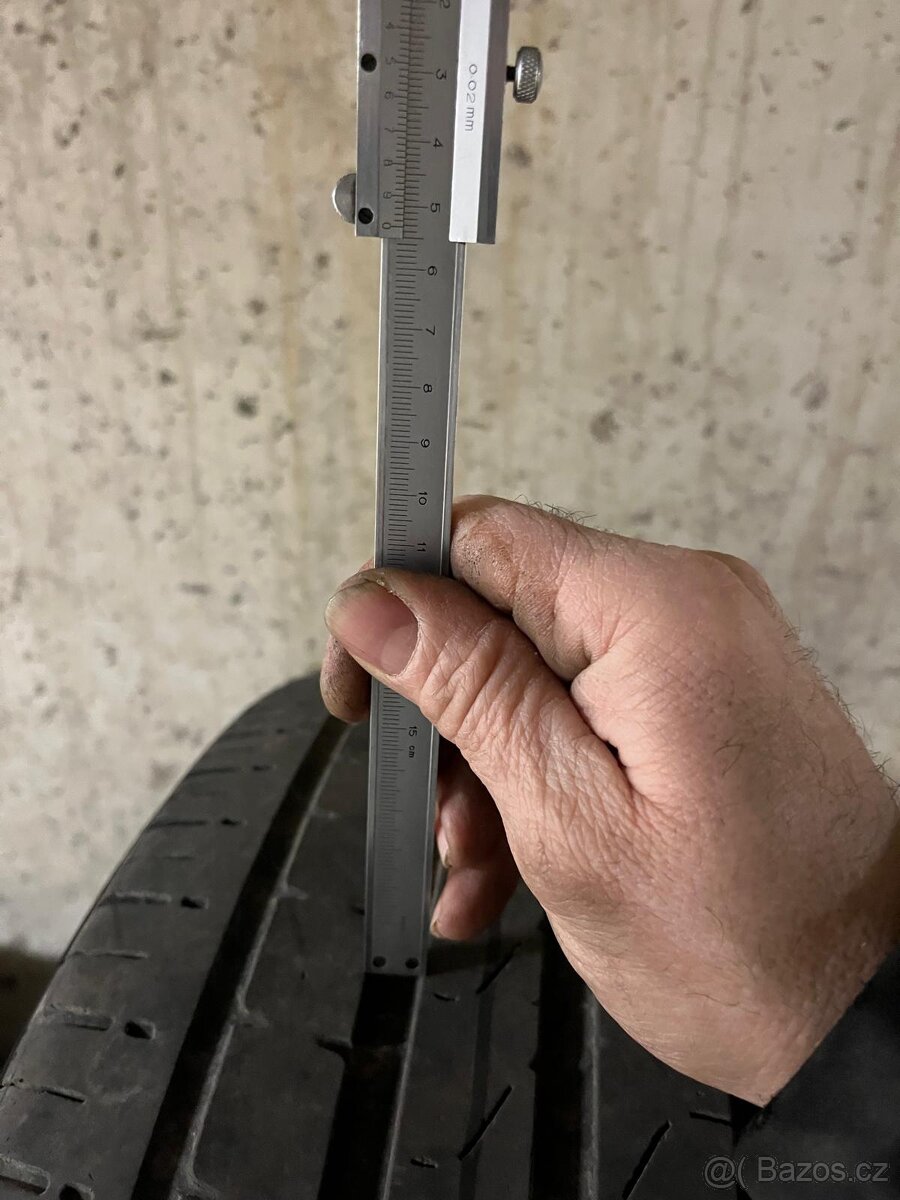 Pneu Pirelli 235/50 R19 99V - 7