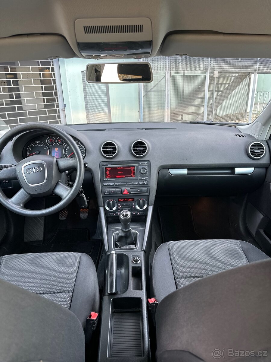 Audi A3 1.6 - 7