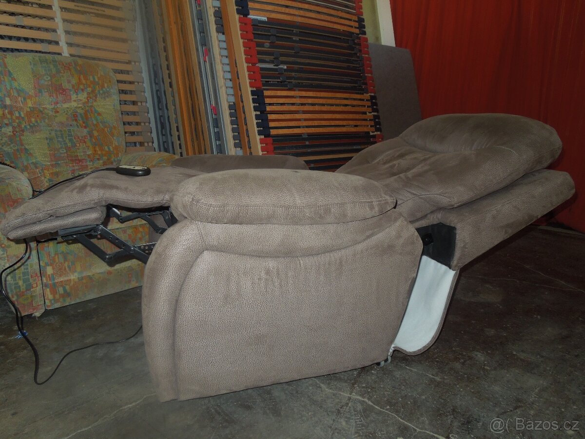 polohovací křeslo el.ovládané hnědé - 7