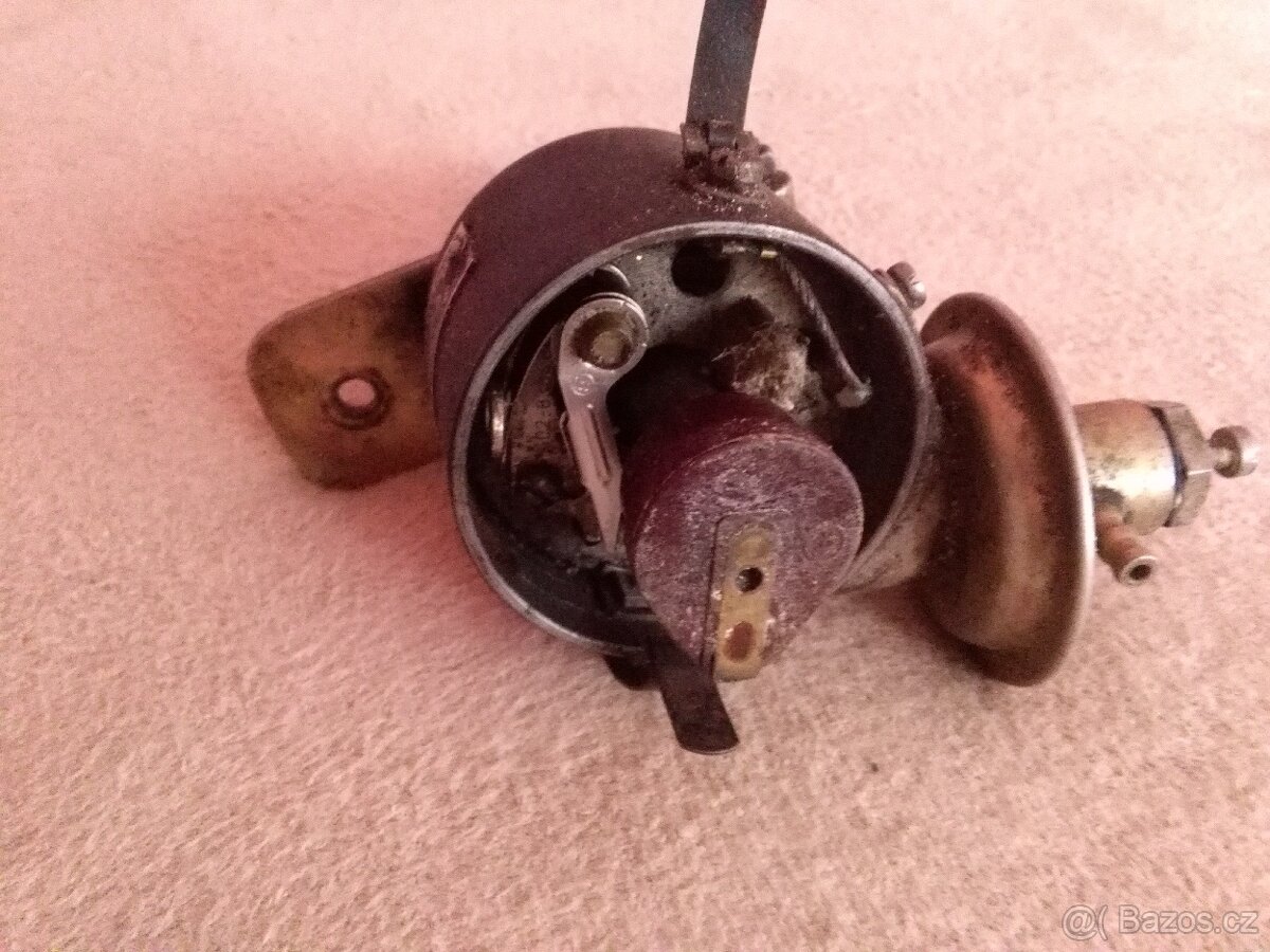 Rozdělovač Magneton Pal Škoda a víčko - 7