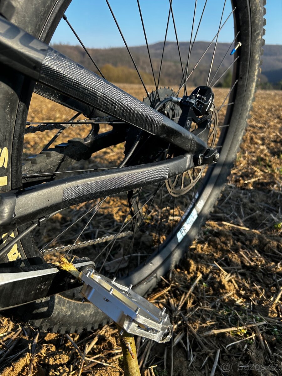 Celoodpružené kolo kross - 7