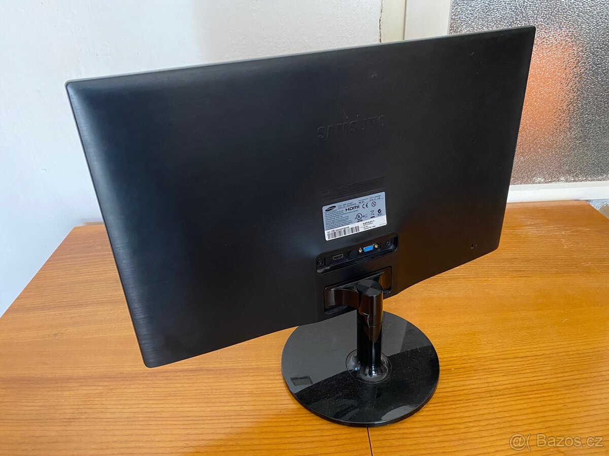 Monitor Samsung S24C350H + originální adaptér - 7