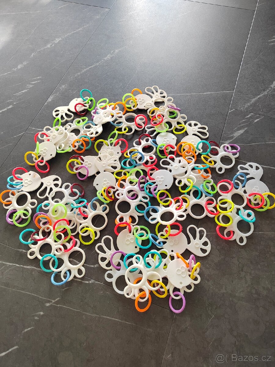 Retro chrastitka - 7