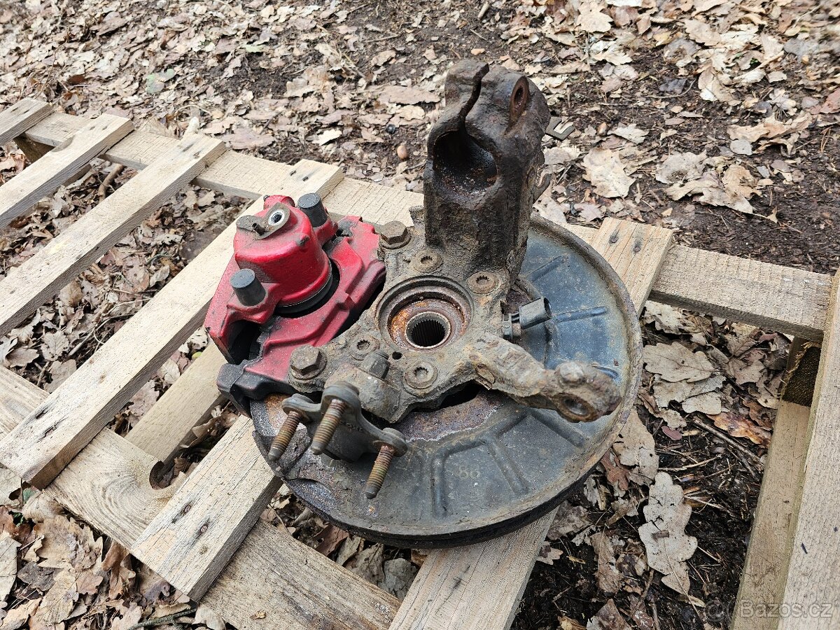 Pravá těhlice - Škoda Octavia II - 7