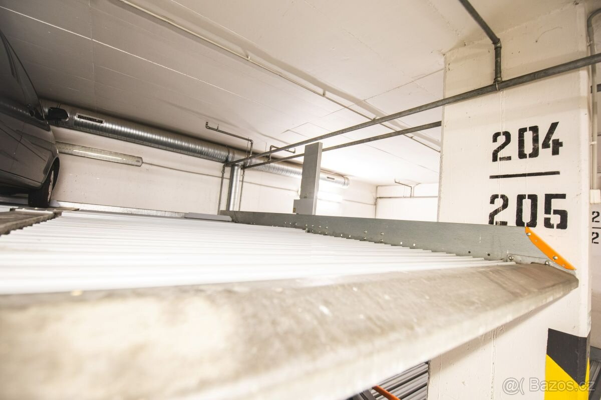 Světlé 2kk s garážovým stáním - 7