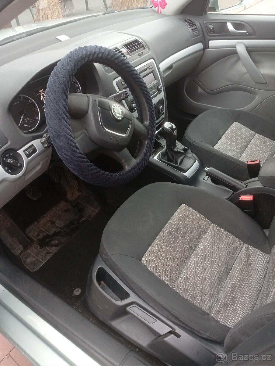 Škoda Octavia 2 combi facelift 2011 - 7