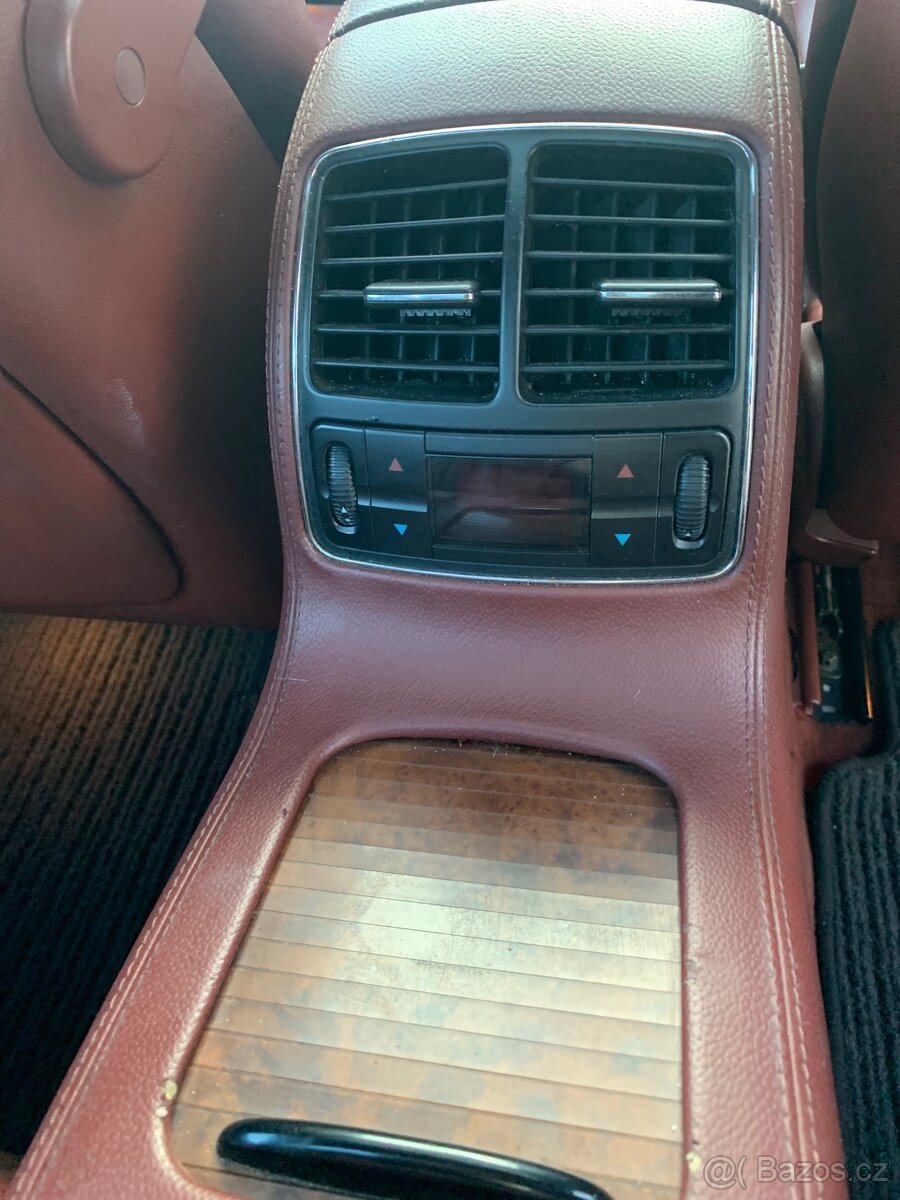 Mercedes Benz CLS 500 V8 - 7