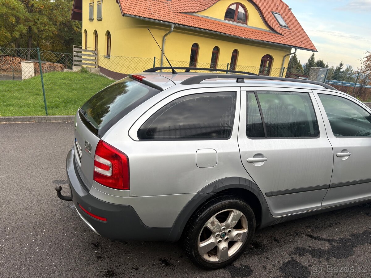 Škoda Octavia scout 2.0 tdi4x4 103kw - 7
