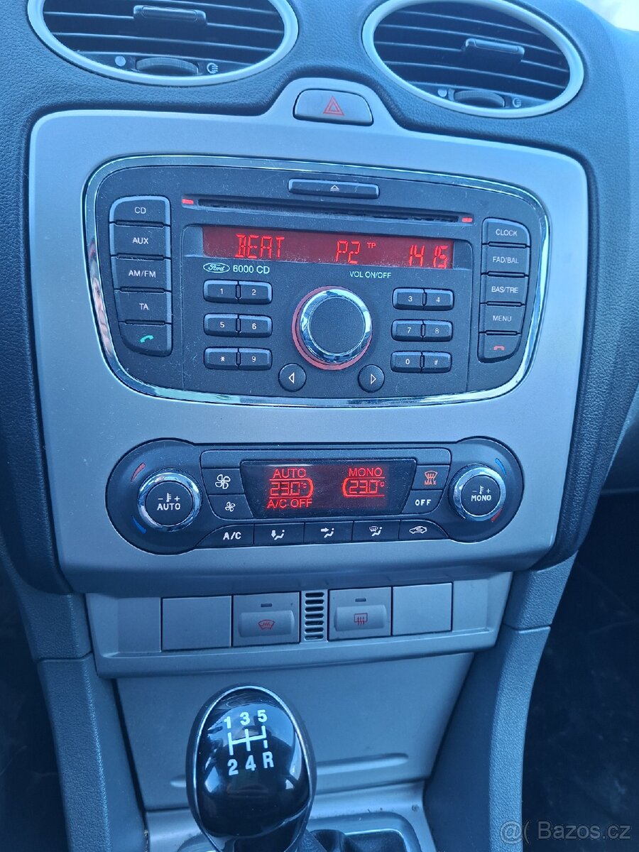 Ford Focus 1.6i r.v. 2010 - 7