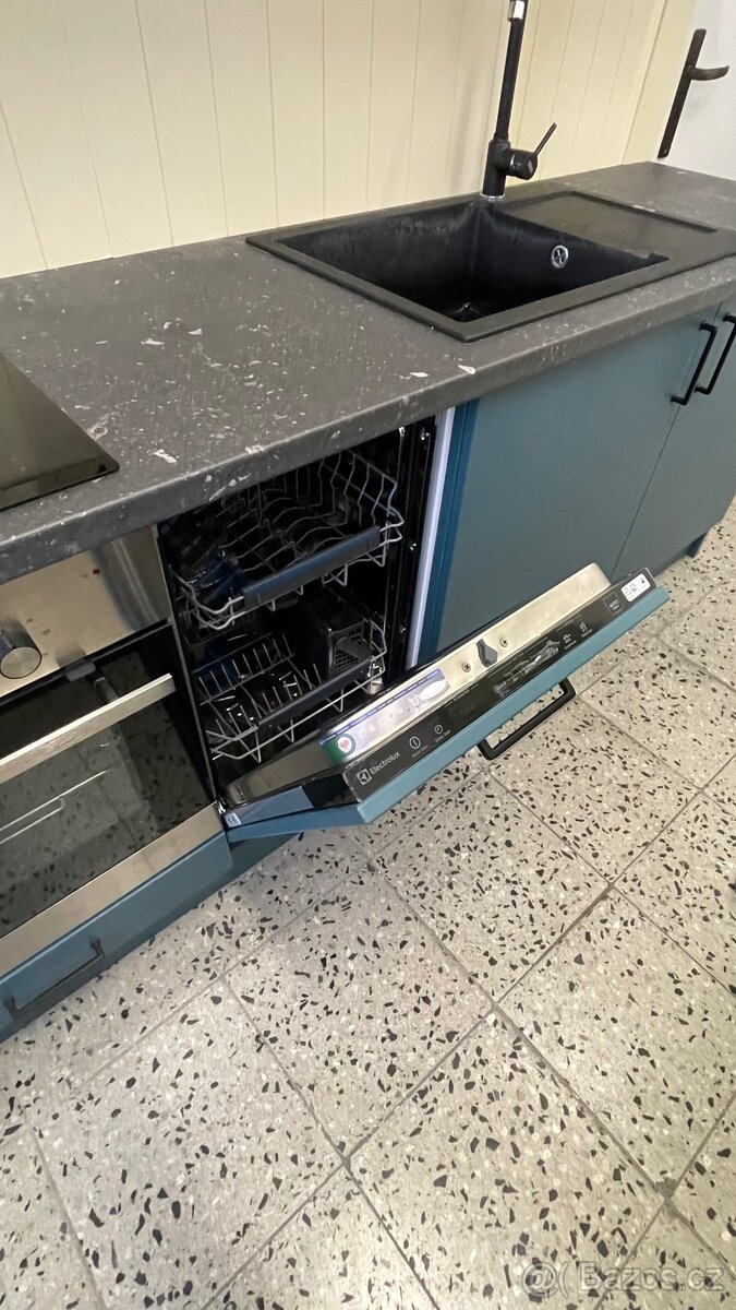 Kuchyňská linka - 7