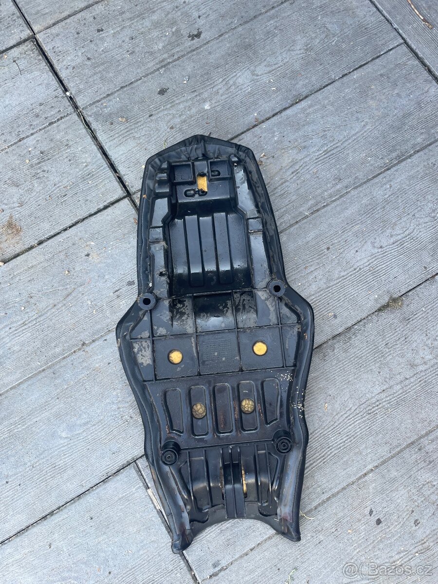 Zbytek dílů Yamaha Tzr 50 - 7