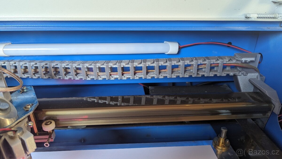 NOVÝ A VYLEPŠENÝ CO2 laser 40W - 7