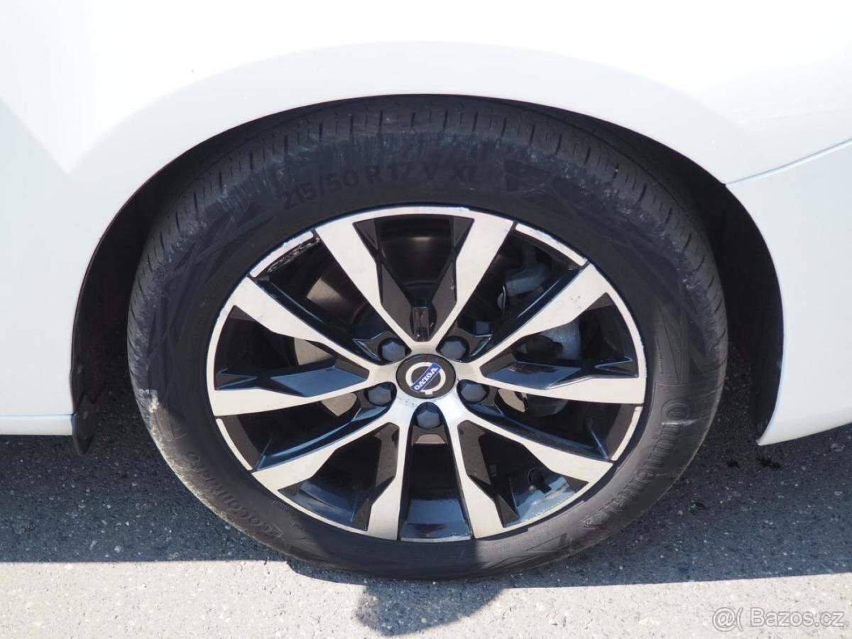 2017 Volvo V60 2.0D D3 Xenony - 7