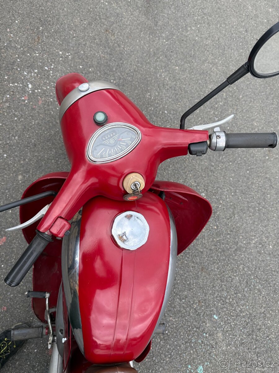 Jawa 250 - 7