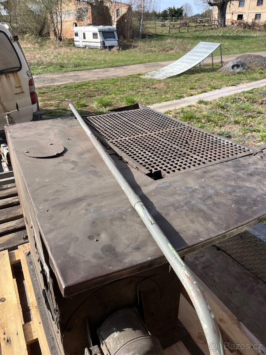 Svářecí stůl s odsáváním - 7