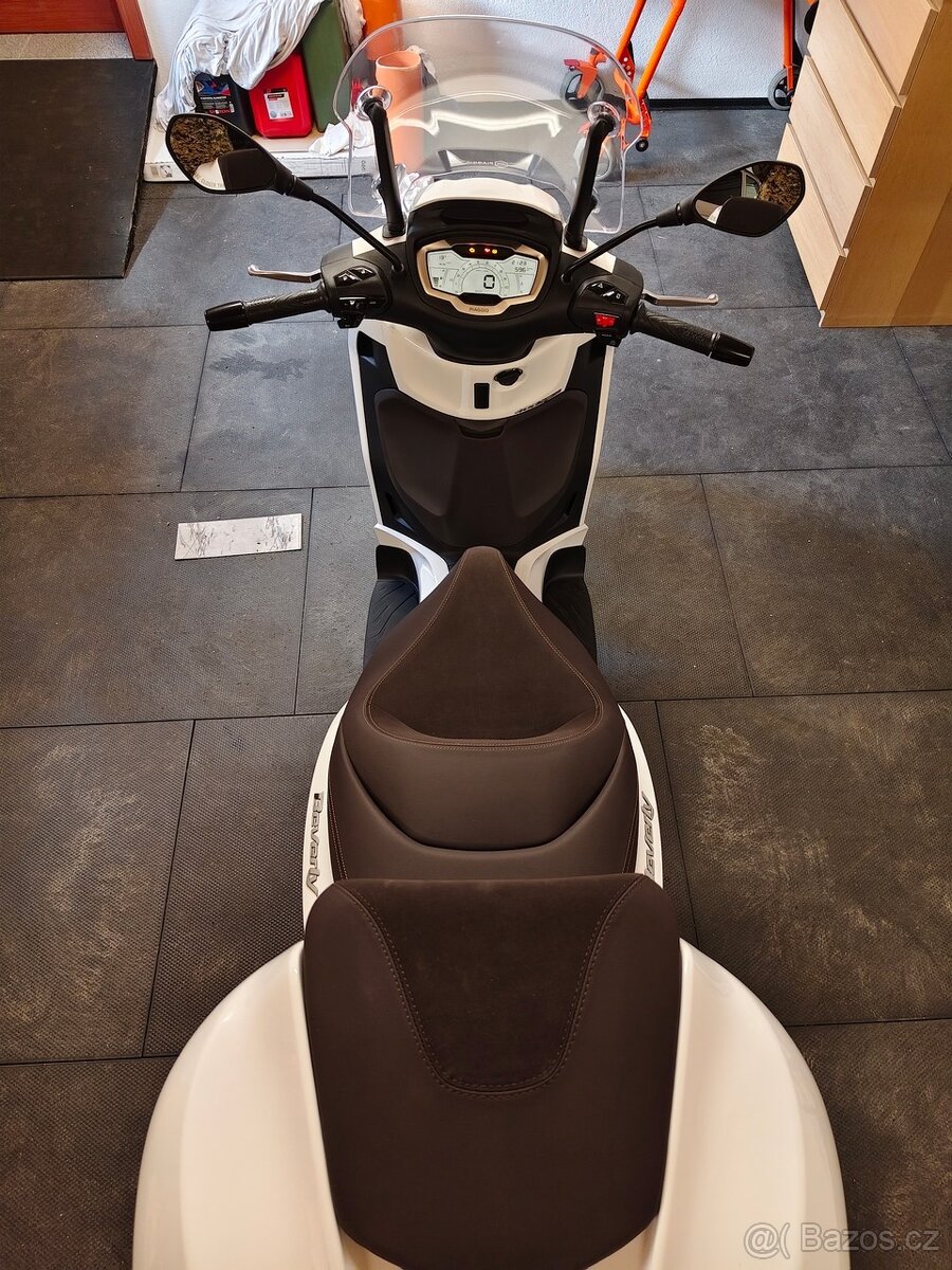 Piaggio Beverly 400 - 7