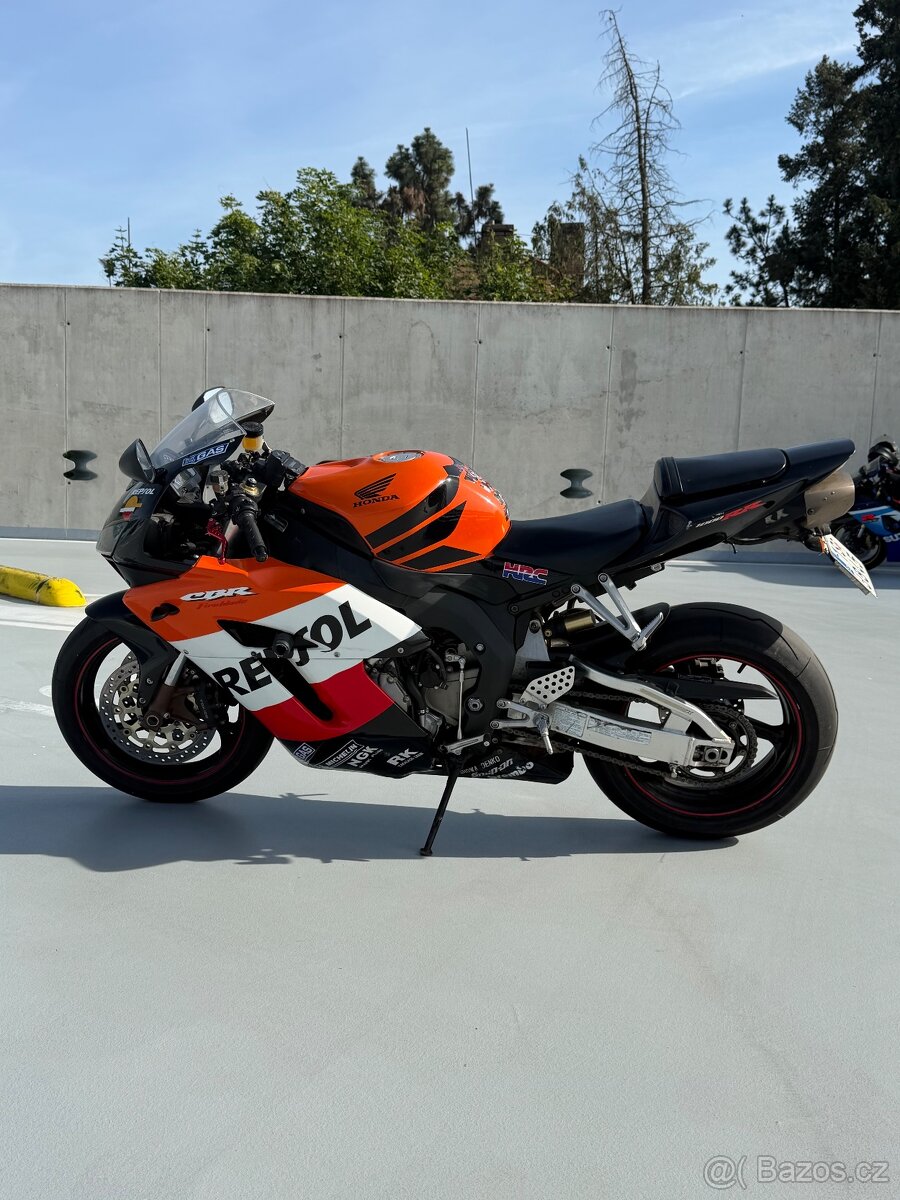 Honda CBR 1000RR Fireblade - 7