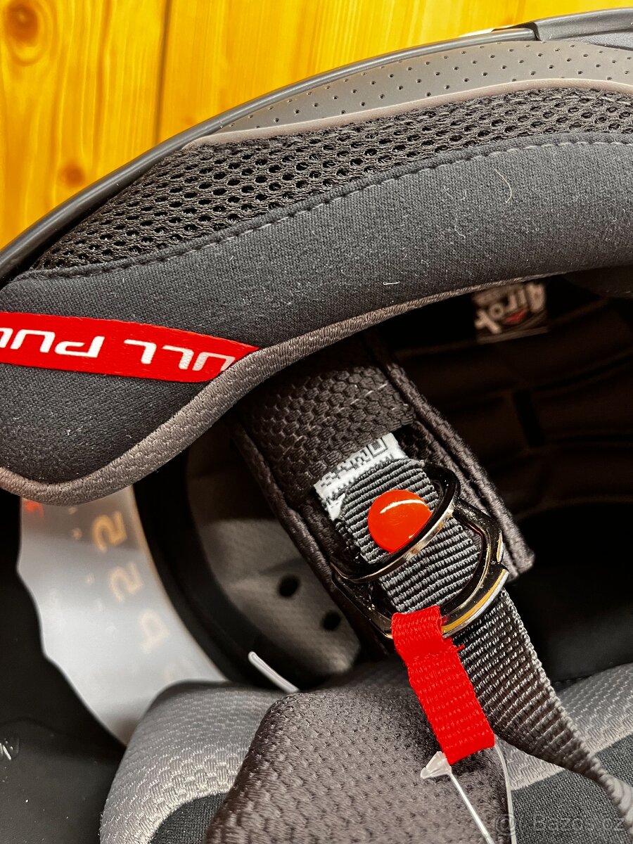 Nová helma airoh GP 550 S bílá lesklá 2021, vel. L (59 - 60) - 7