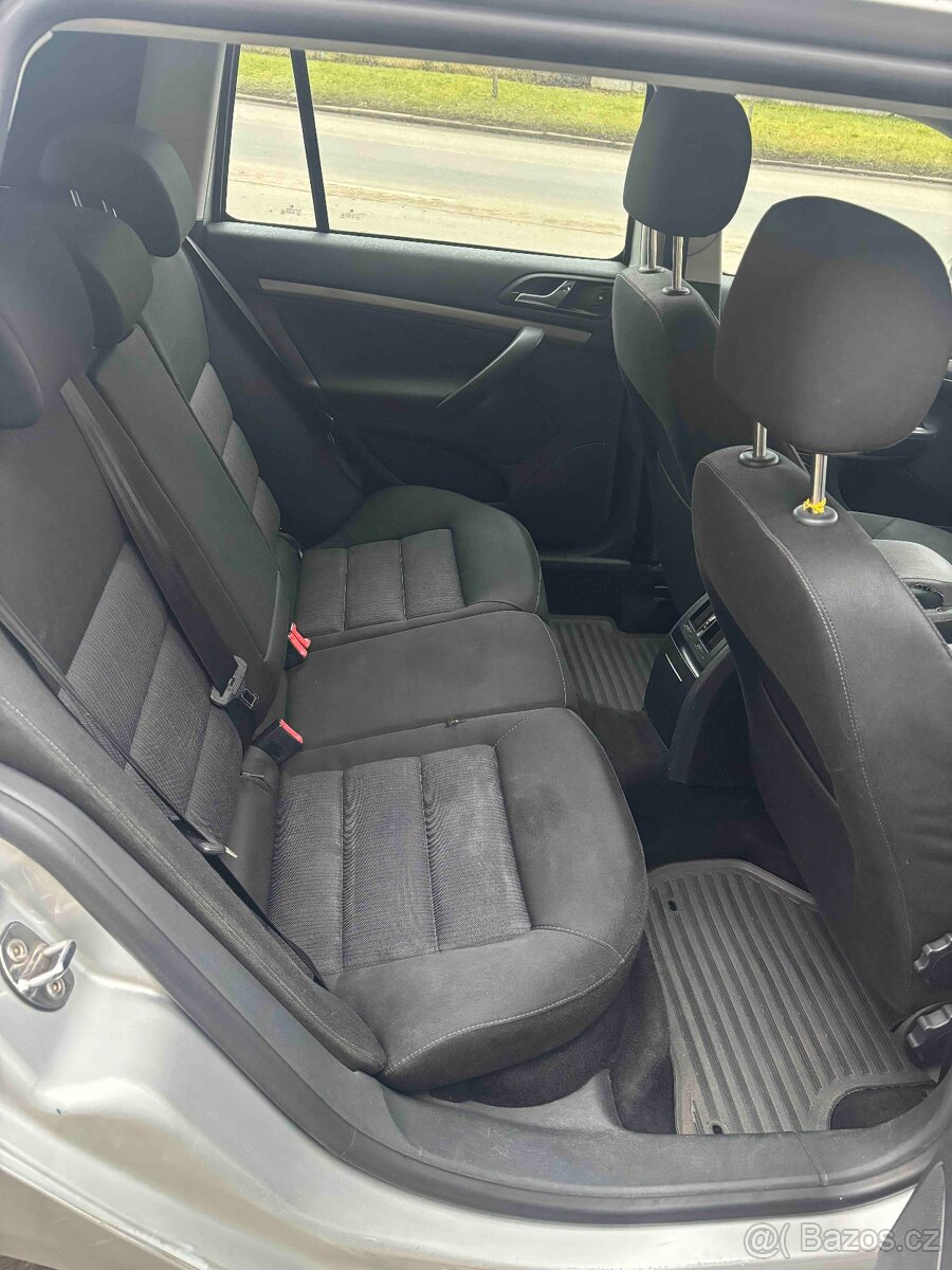 ŠKODA Octavia 2 Combi 1.9 TDI 77 kW – Elegance - 7