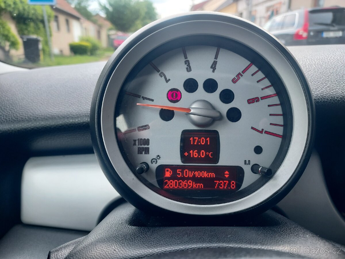Prodám Mini clubman - 7