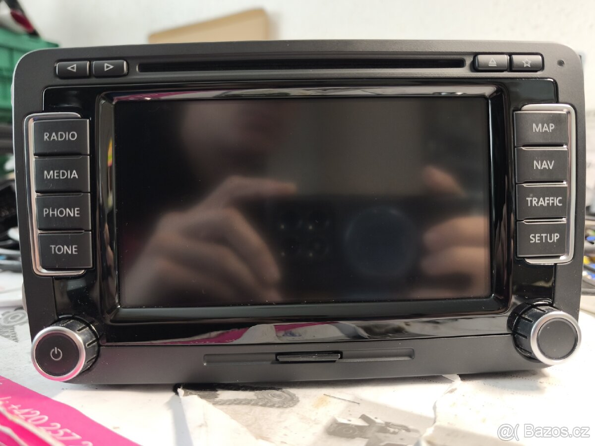 VW RNS510 3C8035686B LED SSD DAB aktualizované - 7