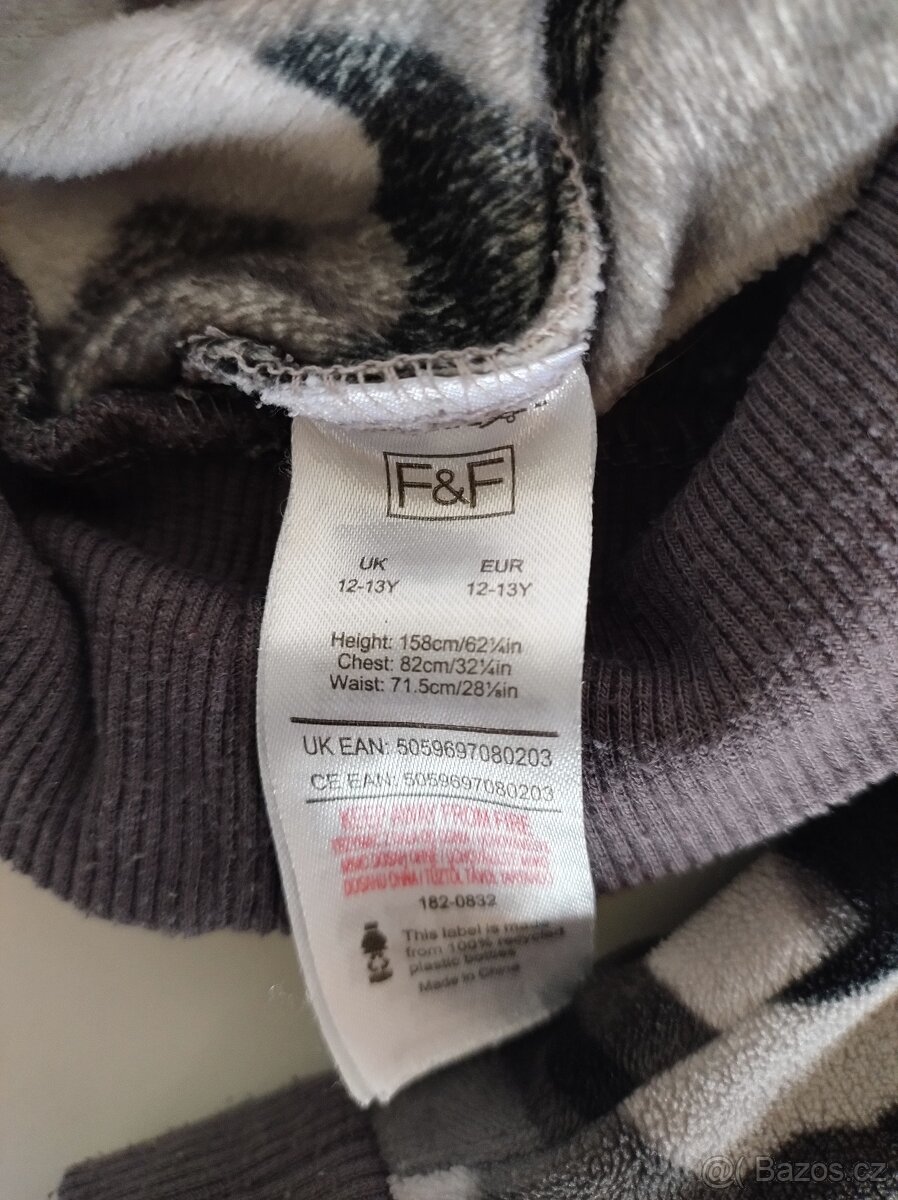 Prodám chlapecké teplé pyžamo FaF na věk 12-13 let - 7