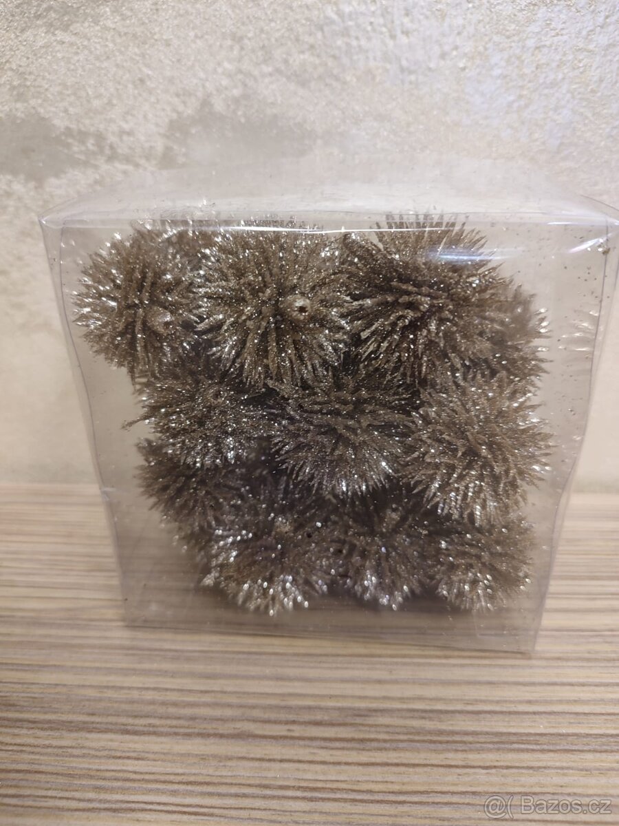 .Vánoční dekorace - 7