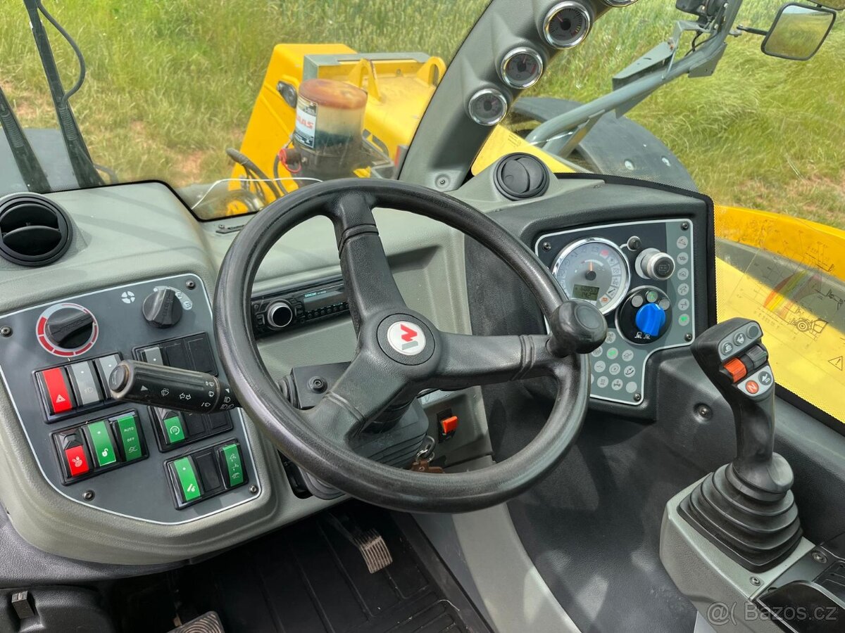 Teleskopický manipulátor Kramer 5507 - 7