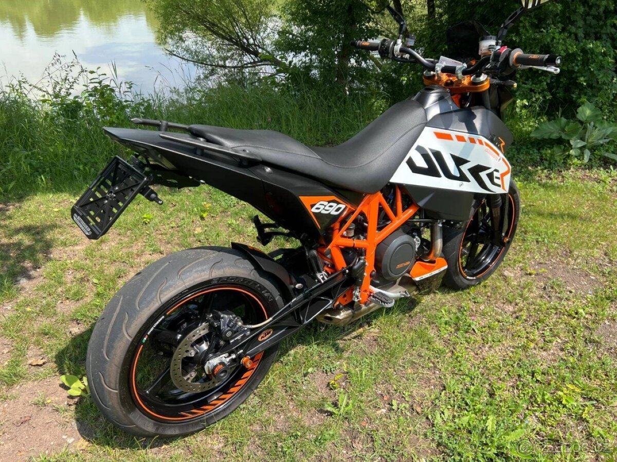 Prodám KTM 690 DUKE R - 7