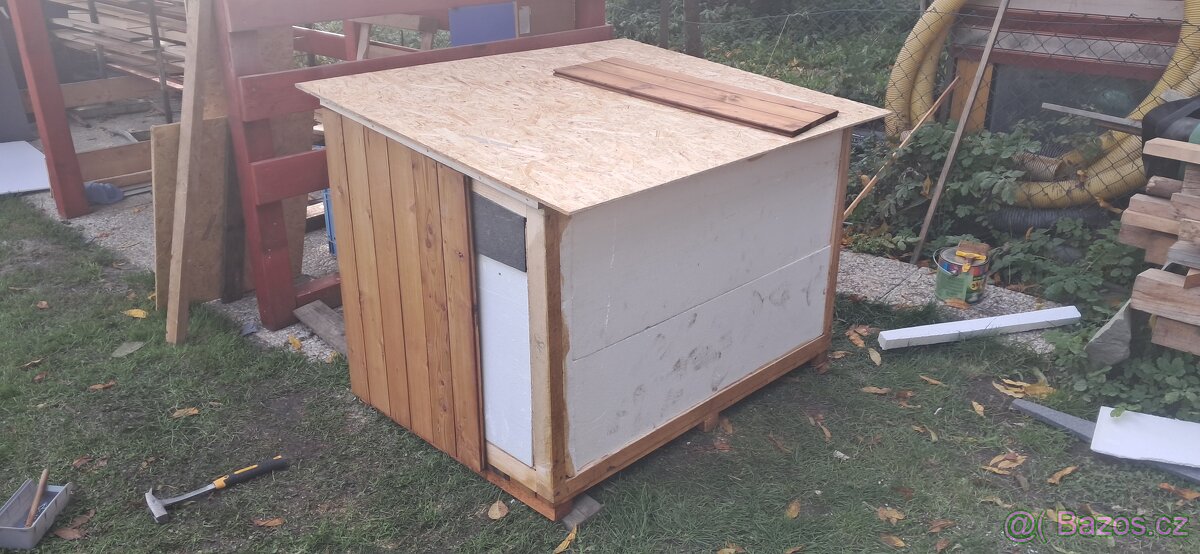 Zateplená psi bouda - 7