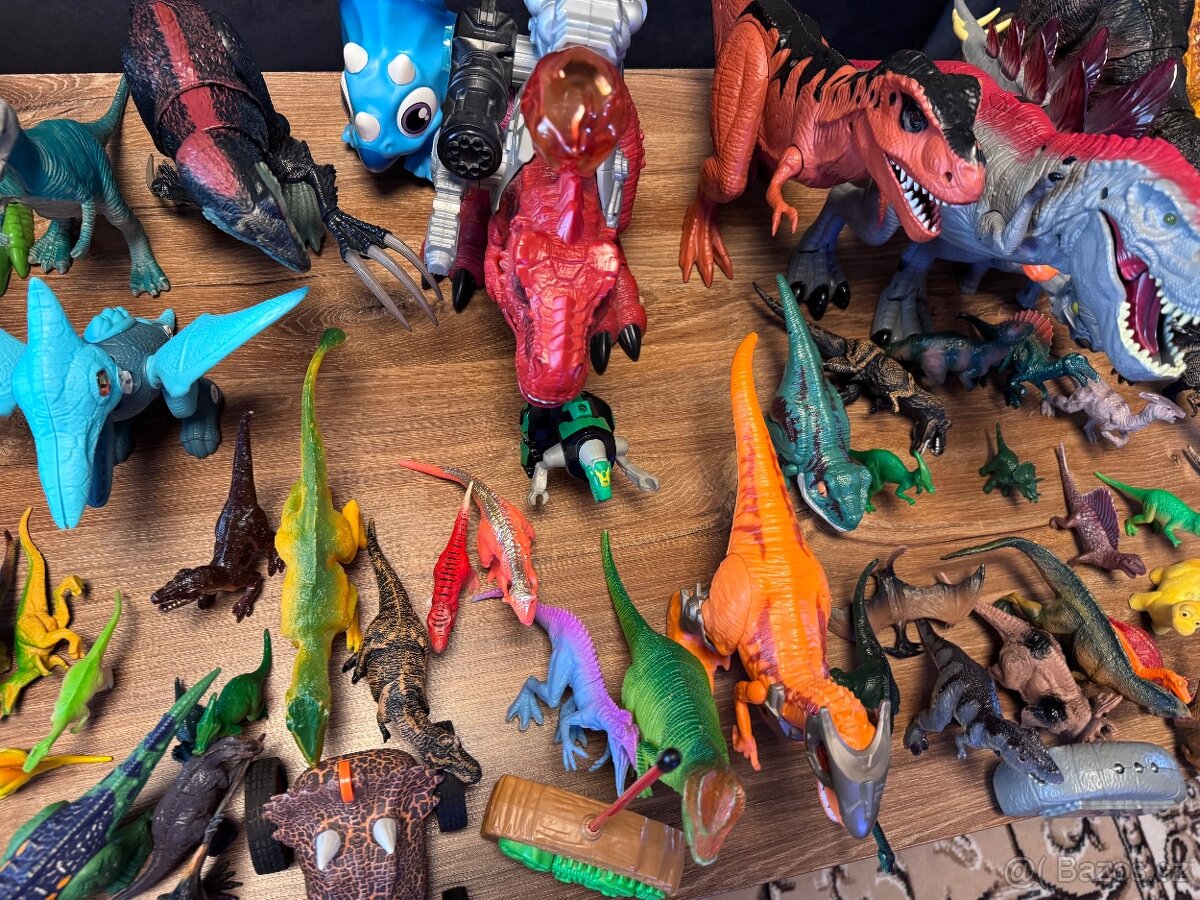 Soubor Dinosaurů - 7