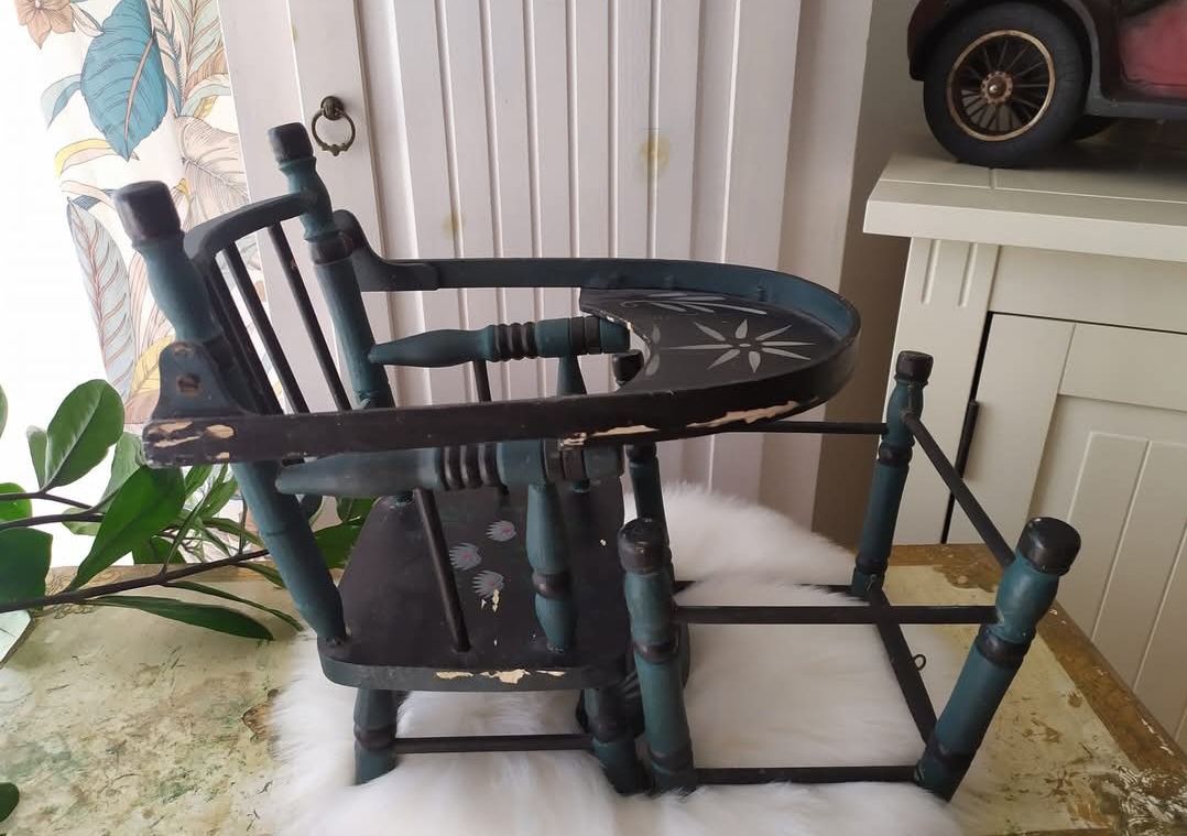 Dřevěná židlička pro penenky - 7